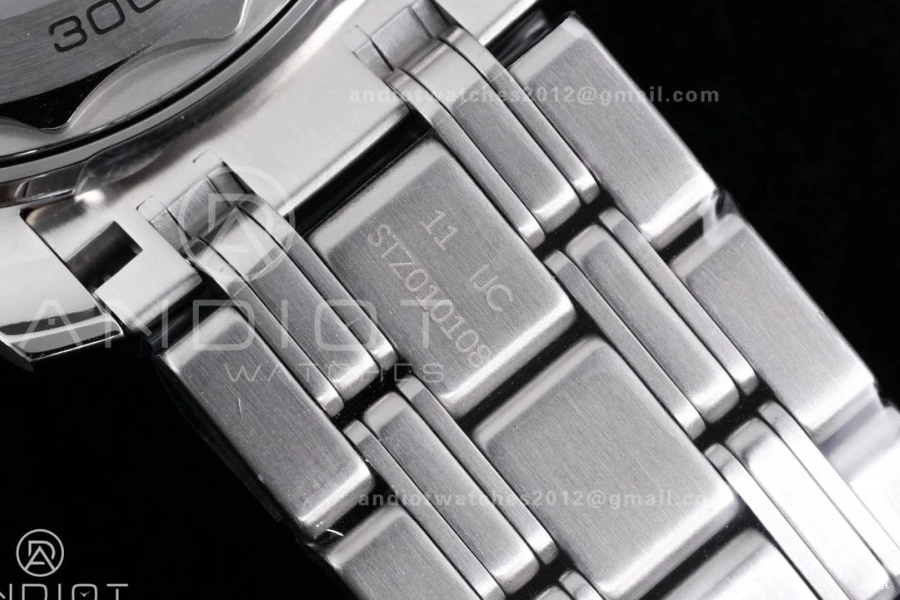 Ceramic Green V4 On Dial 1:1 Bracelet 8800 Edition Super Seamaster Green Bezel Asian Clone SS 300M Diver VSF Best 1222